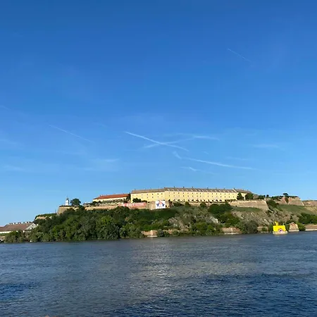 Duga Apartments Novi Sad Esterno foto
